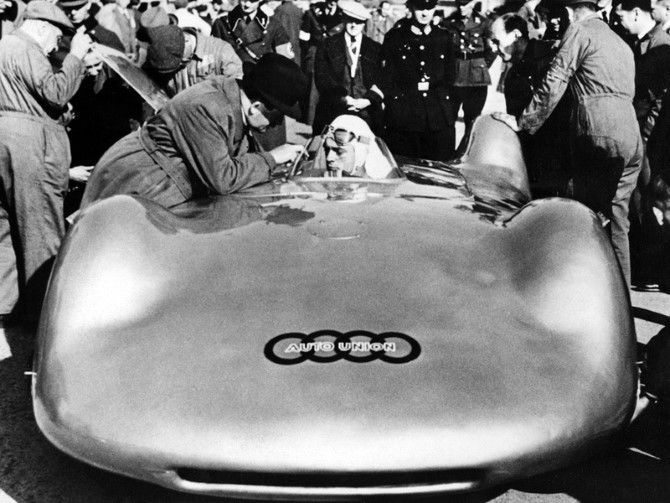 autos, cars, mercedes-benz, reviews, audi, bugatti, insights, koenigsegg, mercedes, this ice-cooled, 736 ps mercedes-benz w125 hit 432.7 km/h, back in 1938!