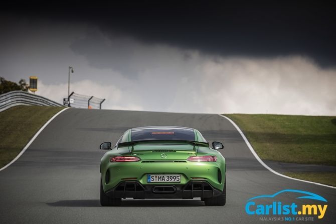 autos, cars, mercedes-benz, mg, reviews, amg, amg gt, amg gt-r, mercedes, mercedes amg, mercedes-benz amg gt, review: mercedes-amg gt r – the jäger that hunts godzillas and 911s