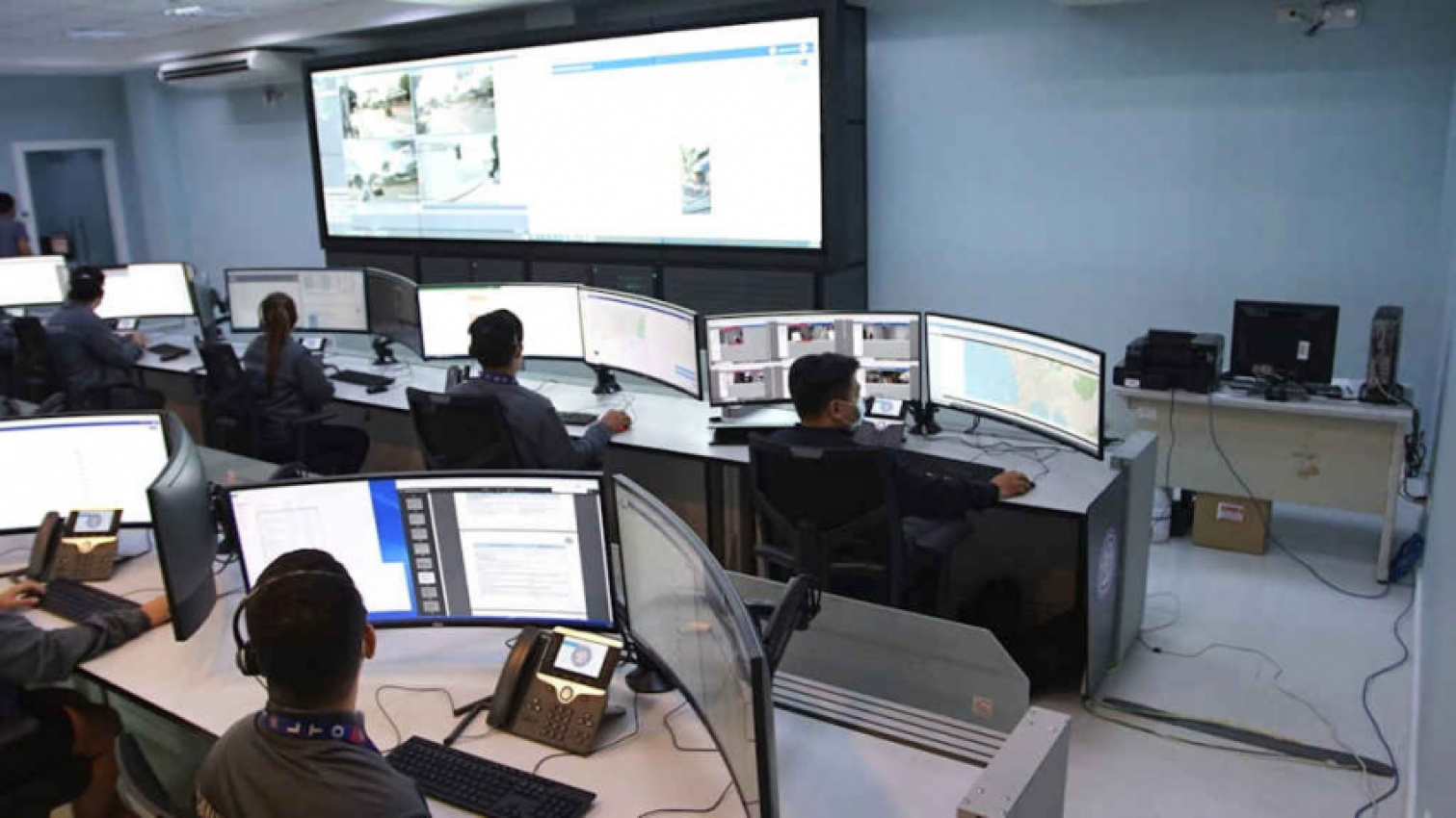autos, cars, android, dotr, news, safety, android, big brother is watching: lto shows off new central command center