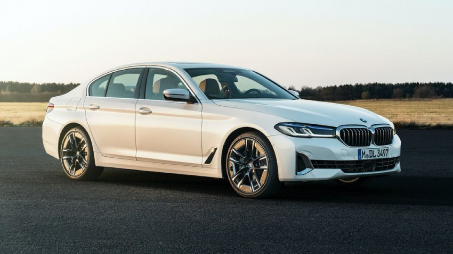autos, bmw, cars, 5 series, 530e, android, auto news, g30, iperformance, lci, mild hybrid, munich, android, bmw unveils updated 5 series (g30) for 2020 - looking pretty familiar