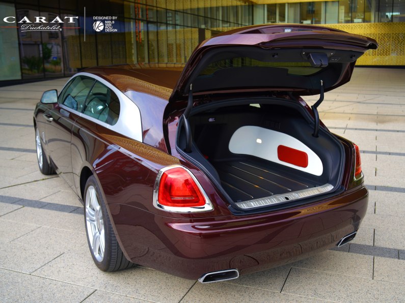 autos, cars, rolls-royce, car news, exotic, premium, review, bespoke silver spectre shooting brake based on rolls-royce wraith