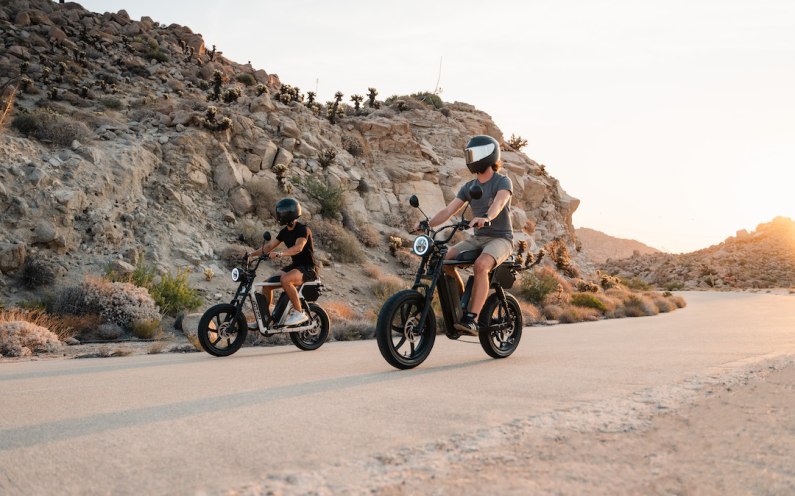 autos, cars, ram, car news, eco-friendly, review, the juiced bikes hyperscrambler 2 rips up the ebike rulebook