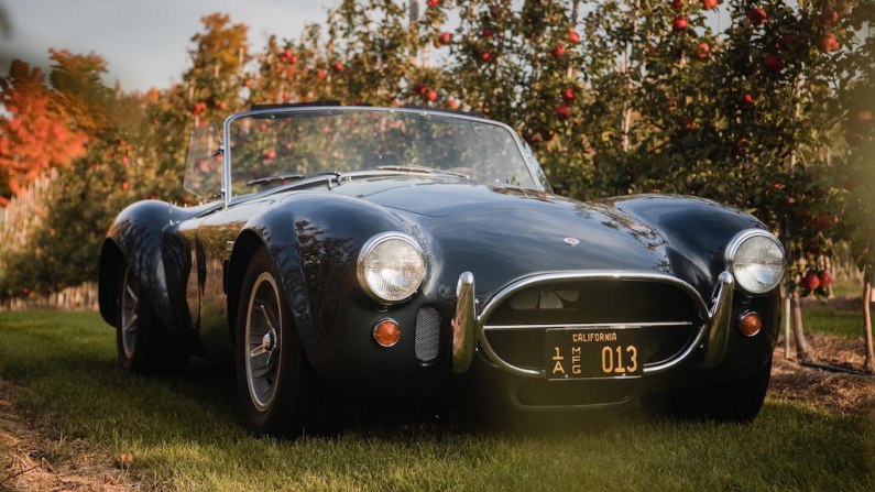 autos, cars, shelby, car news, classic car, exotic, formula, motorsport, rally, review, sports-brand, carroll shelby’s own cobra 427 heads for auction