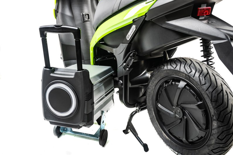 autos, cars, car news, electric vehicle, motorbike, silence e-moto scooter arrives in the uk as low-cost urban transport solution