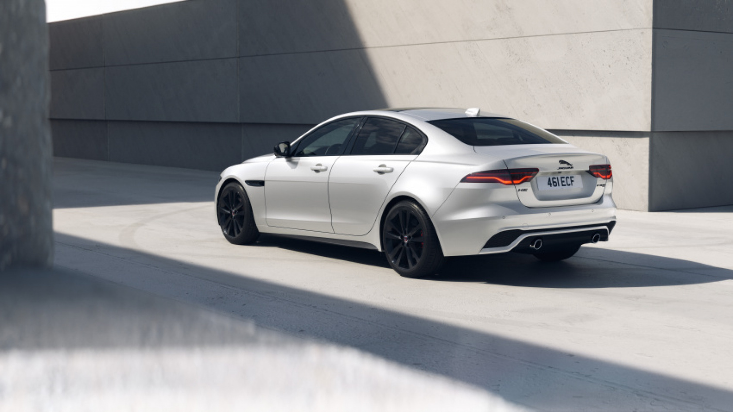 autos, cars, jaguar, android, car news, car price, manufacturer news, android, jaguar enhances xf and xe line-ups with high-specification r-dynamic black trims