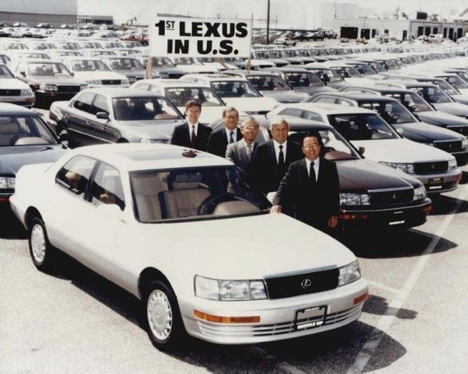 autos, cars, lexus, reviews, insights, how lexus owned customer service, and redefined quality