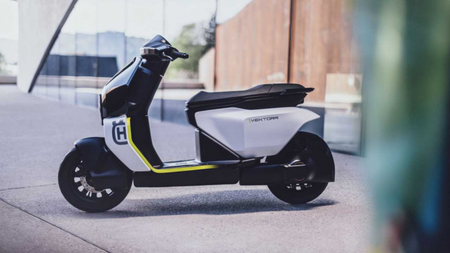 autos, cars, husqvarna, the husqvarna vektorr electric scooter inches closer to production