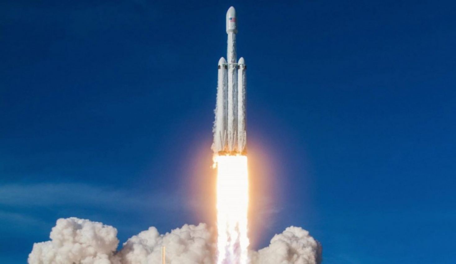 autos, cars, space, spacex, tesla, spacex falcon heavy rocket celebrates 4th launch debut anniversary