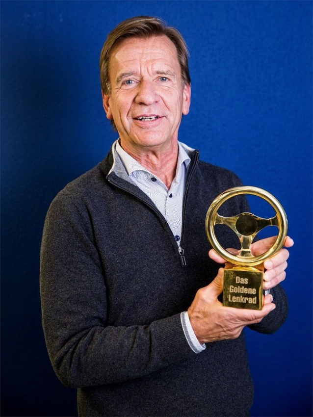 autos, cars, volvo, auto news, golden steering award, volvo chief håkan samuelsson wins award from german magazine