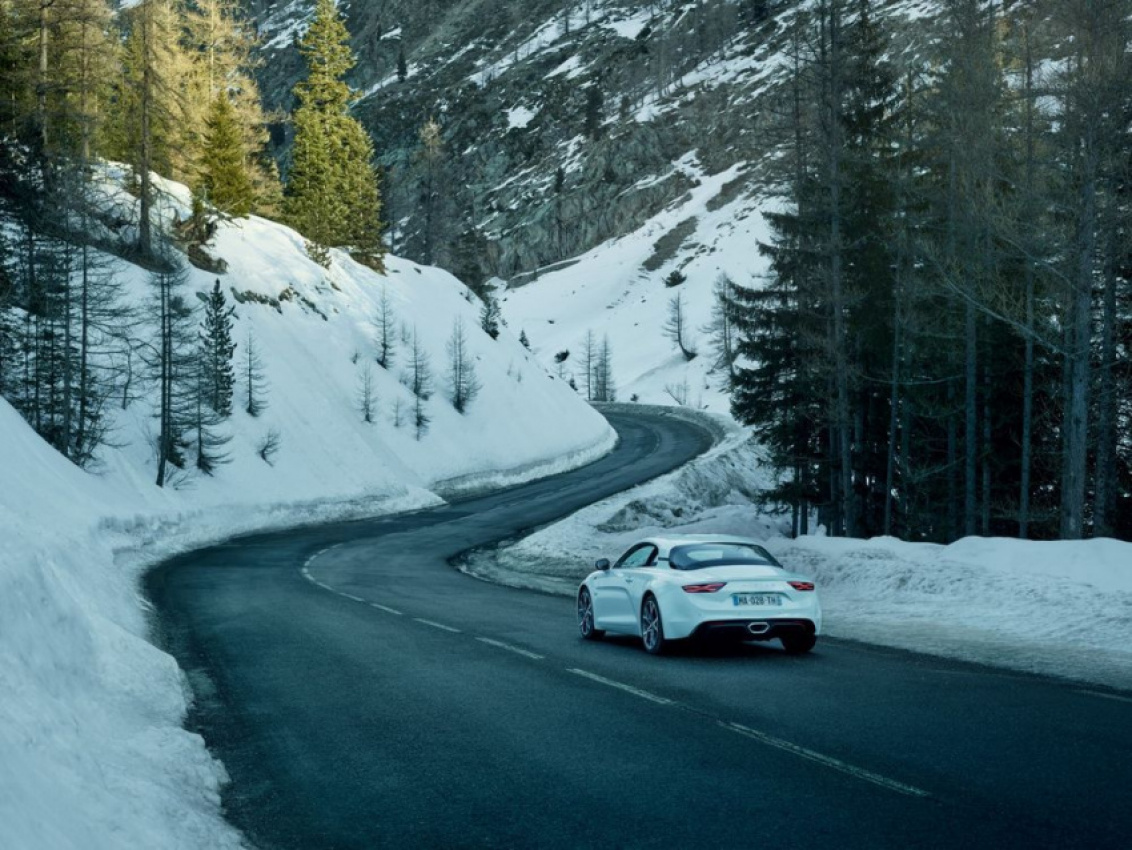 autos, cars, alpine, alpine a110, auto news, geneva, geneva 2018, geneva 2018: alpine to unveil two new versions of the a110
