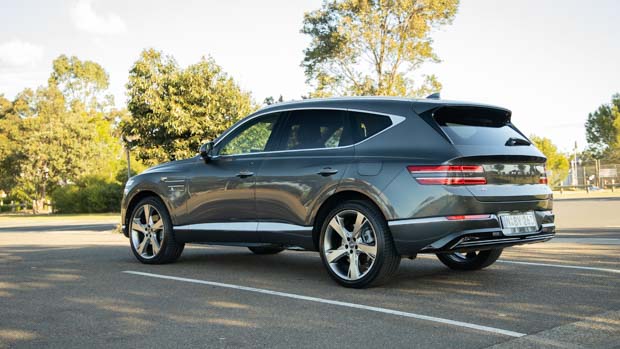 autos, cars, genesis, jaguar, reviews, genesis closes in on jaguar as sales increase by 221 percent