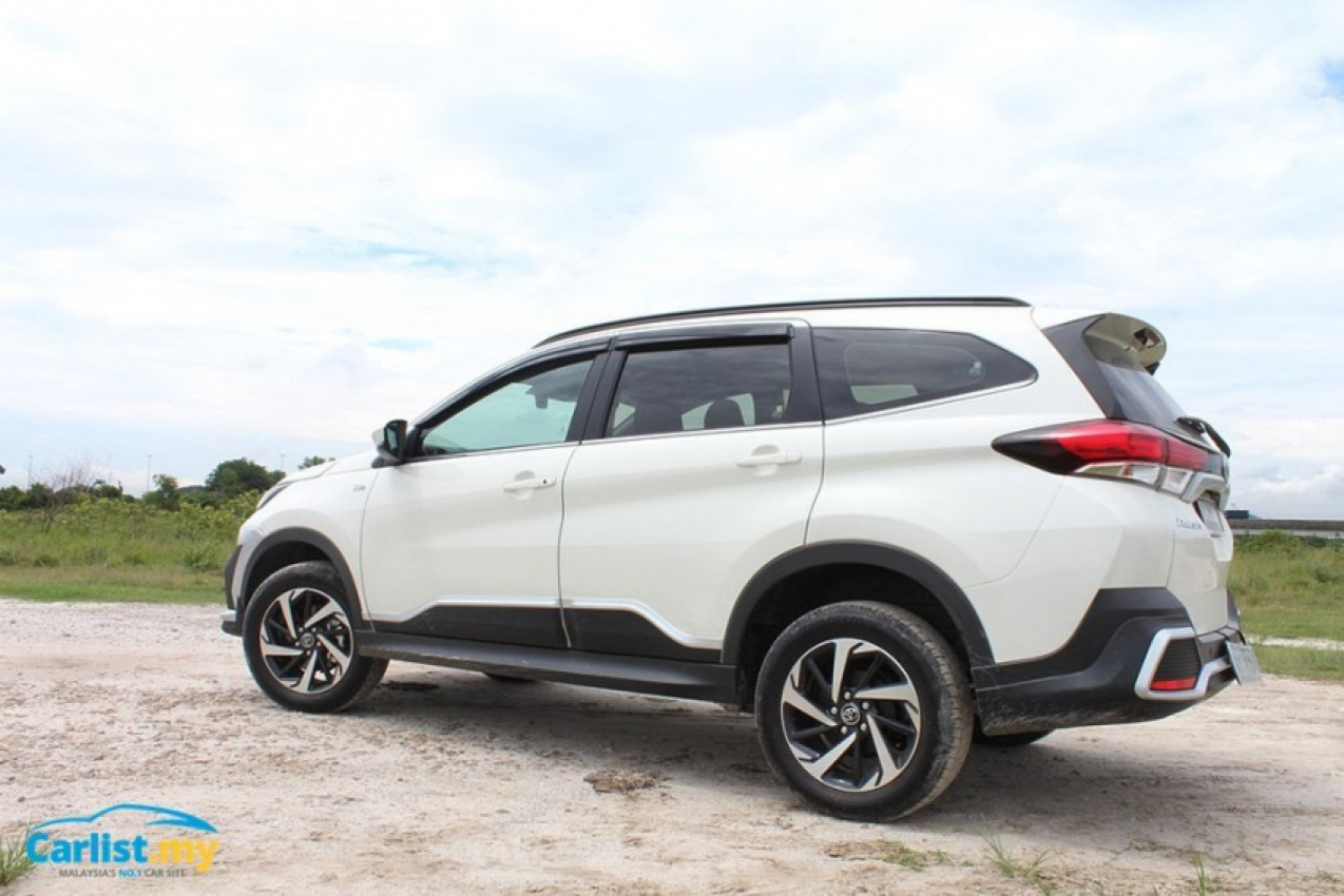 autos, cars, reviews, toyota, rush, toyota rush, first impressions: 2019 toyota rush 1.5s- fully loaded for the safety conscious families