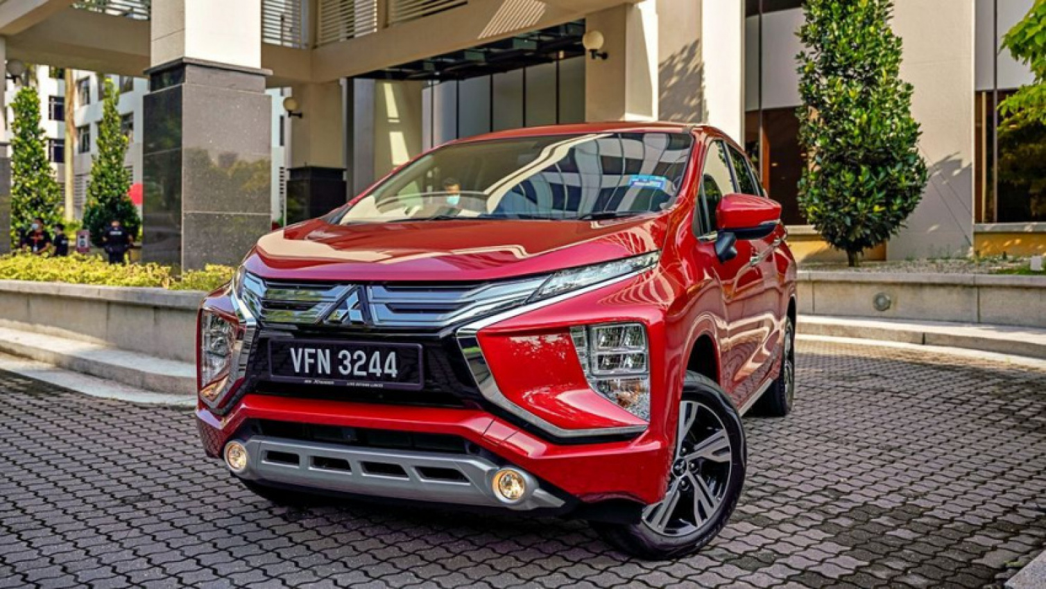 autos, cars, mitsubishi, reviews, 7 seater, crossover, dynamic shield, malaysia, mitsubishi xpander, mivec, mpv, xpander, first drive: 2020 mitsubishi xpander - an unexpected 7-seat handling king