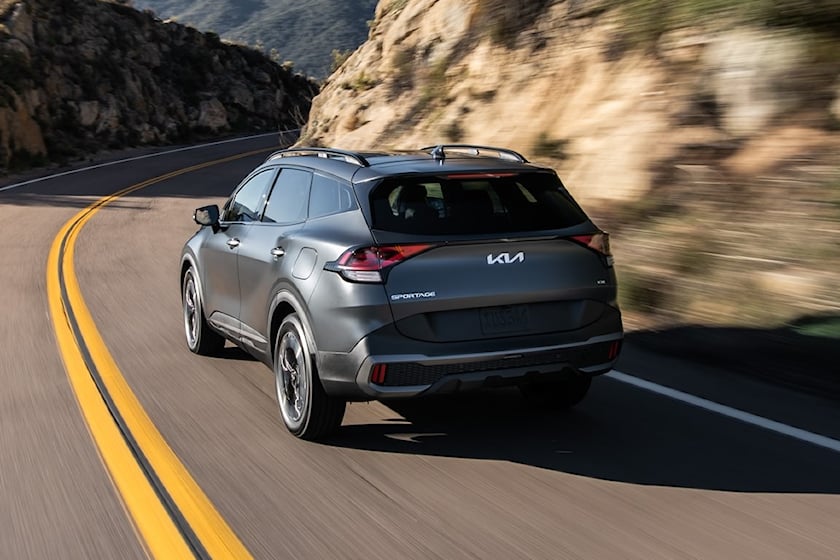 autos, cars, electric vehicles, kia, smart, android, kia sportage, reveal, android, 2023 kia sportage plug-in hybrid debuts with smart styling