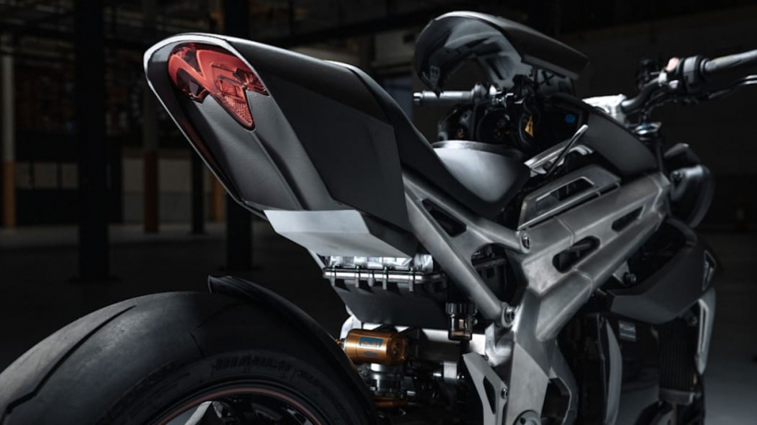 autos, cars, triumph, electric, green, motorcycle, triumph te-1 electric motorcycle prototype revealed, ready to roast tires
