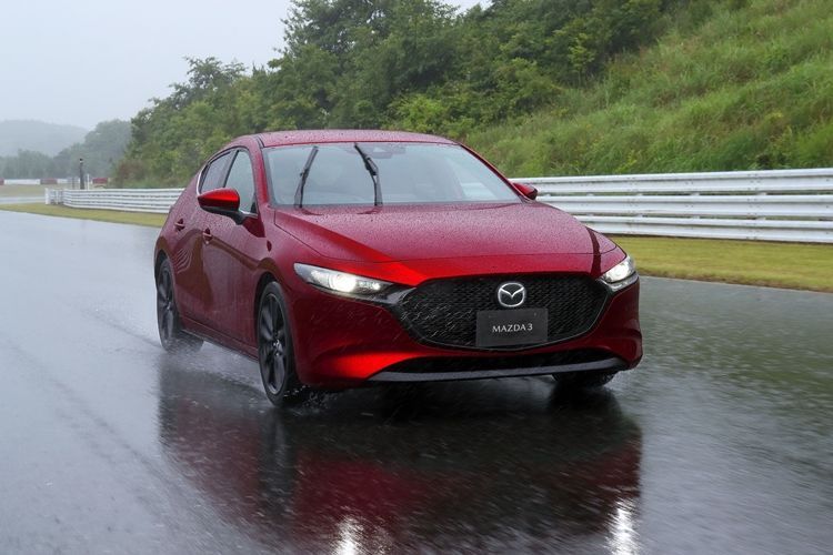 autos, cars, mazda, reviews, android, mazda 3, android, we’ve experienced the all-new mazda 3, and left thinking it’s a bargain of the decade