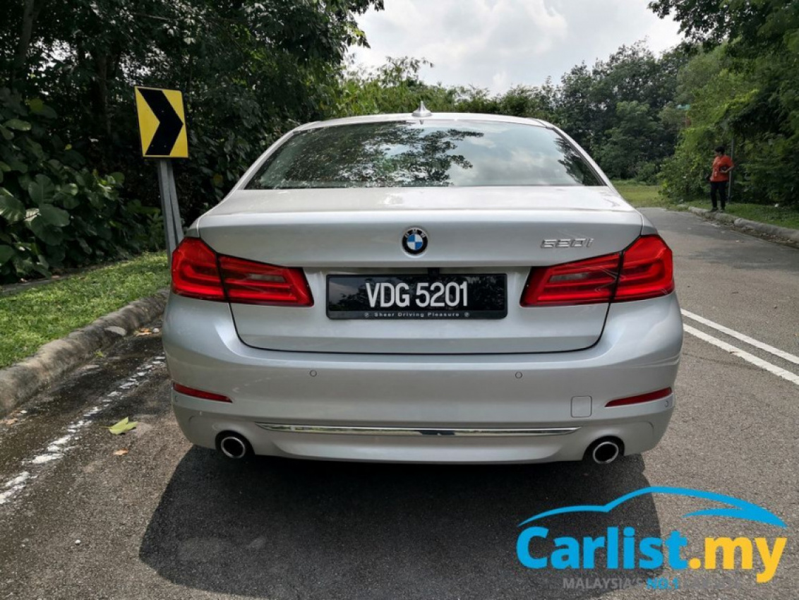 autos, bmw, cars, reviews, 5 series, 5 series luxury, 520i, 520i luxury, bmw 5-series, review: g30 bmw 5 series 520i luxury line – it’s not always about sportiness