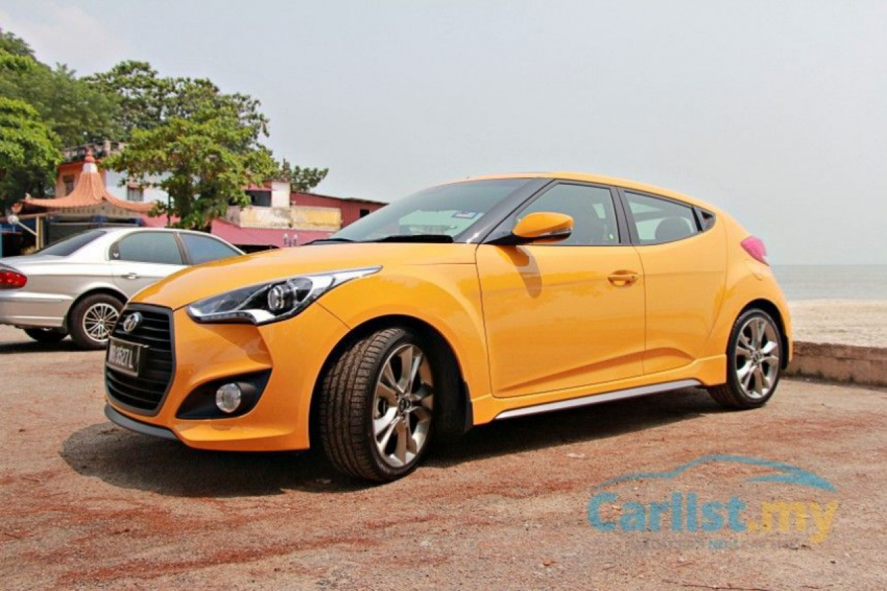 autos, cars, hyundai, reviews, coupe, hatchback, hyundai veloster, review, t-gdi, test drive, veloster, veloster turbo, 2015 hyundai veloster turbo full review - appeal of the sporty nonconformist
