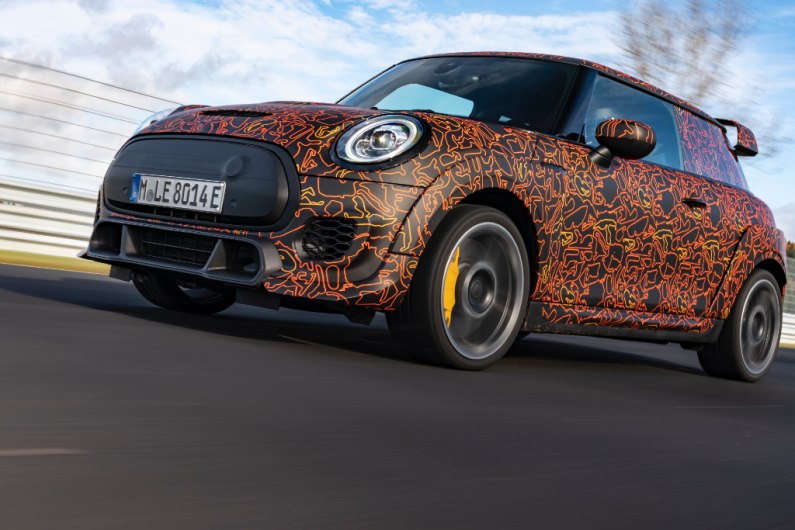 autos, cars, mini, car news, electric vehicle, gossip, hot hatches, review, mini john cooper works electric hot hatch on the way