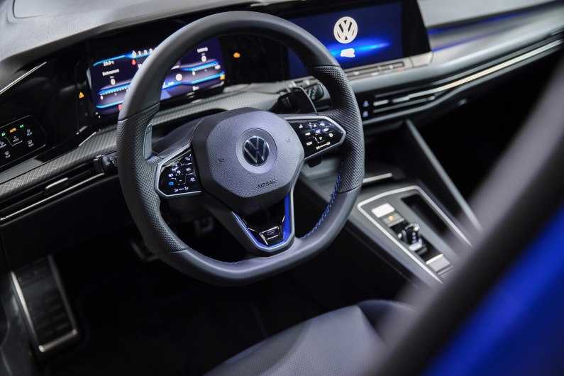autos, cars, hp, volkswagen, car news, car specification, the new volkswagen golf r packs 316bhp and drift mode