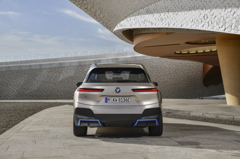 autos, bmw, cars, car news, car specification, electric vehicle, a new chapter has been turned, as the bmw vision inext becomes the bmw ix