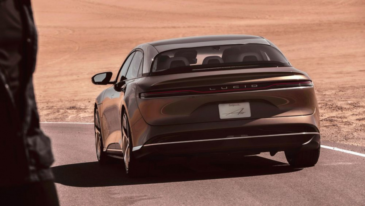 apple, autos, cars, hp, lucid, air, auto news, california, ccs, ev, iphone, limousine, tesla, luxurious 1,080hp lucid air is finally ready - it's kind of like the iphone of evs