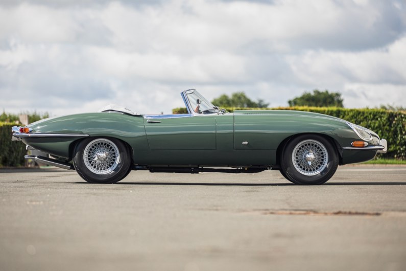 autos, cars, jaguar, car news, steve coogan sends fully restored jaguar e-type to auction