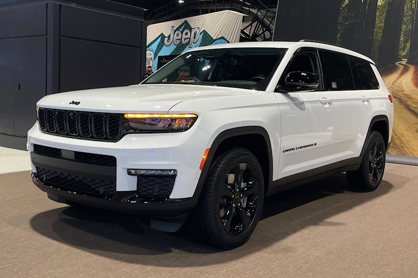 2022 chicago auto show, autos, cars, jeep, design, jeep grand cherokee, jeep grand cherokee l looks slick with new limited black package
