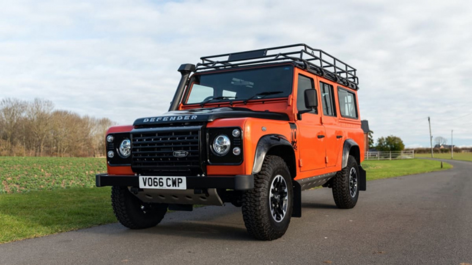 autos, cars, land rover, land rover defender, low-mileage land rover defender expected to fetch $150,000