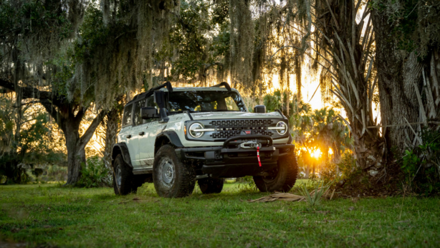 autos, cars, ford, bronco, ford bronco, off-road, is the 2022 ford bronco everglades worth buying for $53k?