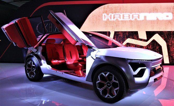autos, cars, kia, auto news, habaniro, kia habaniro, the kia habaniro is an all-electric, all-wheel drive concept