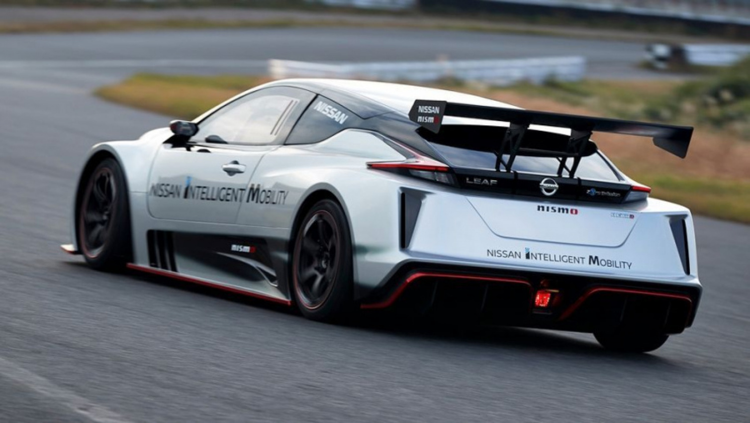 autos, cars, nissan, auto news, leaf, leaf nismo rc, nismo, nissan leaf nismo rc, new nissan leaf nismo rc now with 326 ps, century dash in 3.4 seconds