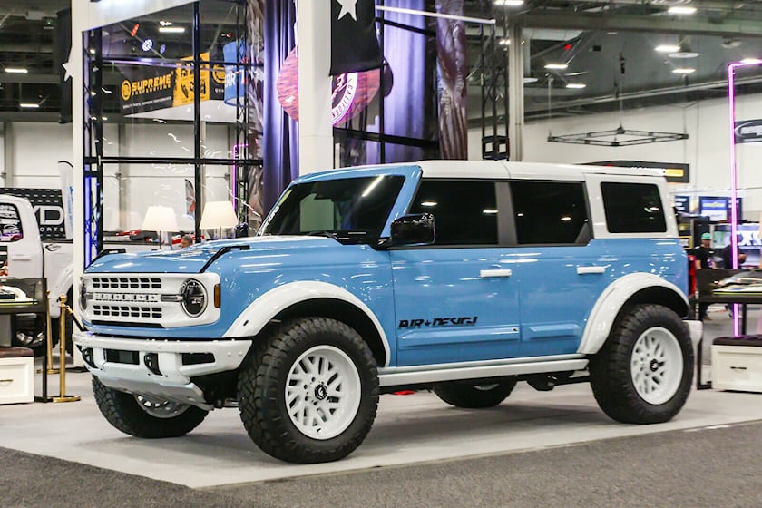 autos, cars, for sale, off-road, sema, tuning, this baby blue bronco from sema selling for six figures