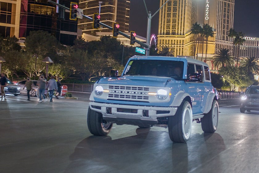 autos, cars, for sale, off-road, sema, tuning, this baby blue bronco from sema selling for six figures