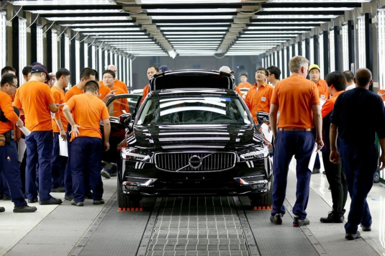 autos, cars, volvo, auto news, beijing, beijing 2018, green tech, volvo xc40, xc40, fully electric cars to contribute 50% of sales by 2025- volvo cars