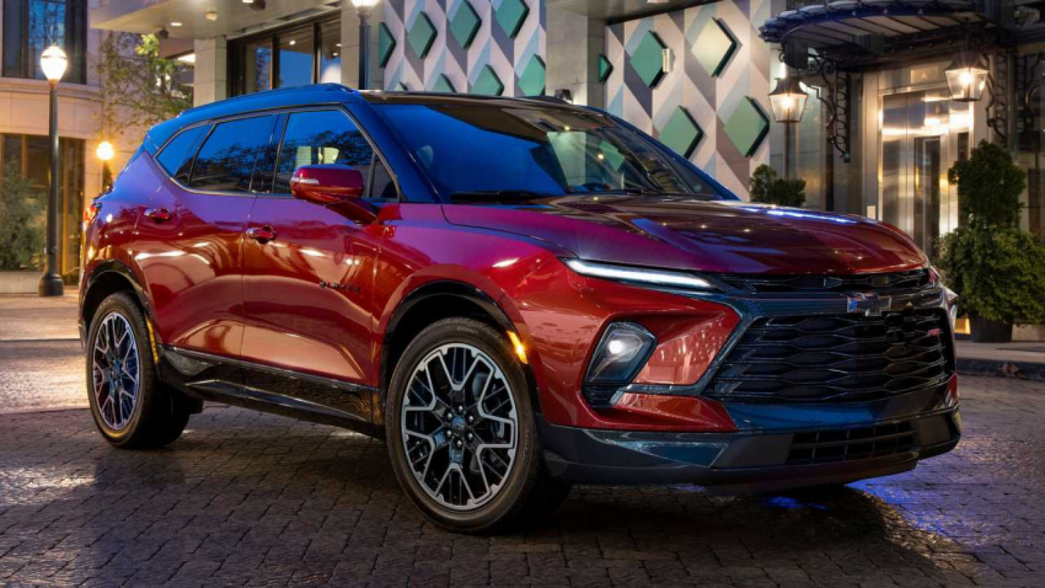autos, cars, chevrolet, 2023 chevrolet blazer revealed with small facelift, large touchscreen