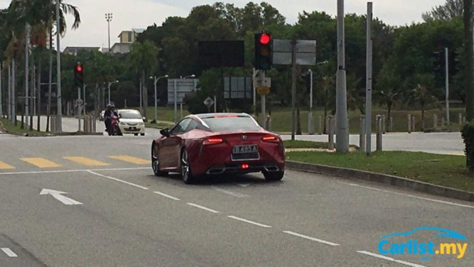 autos, cars, lexus, auto news, lc 500, lc500, lexus lc 500, all-new 2017 lexus lc 500 spotted – local launch imminent