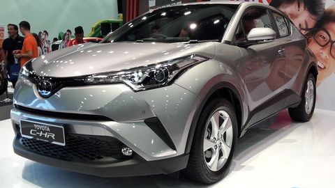 autos, cars, toyota, auto news, drive, toyota c-hr, 2018 toyota c-hr spotted ahead of drive
