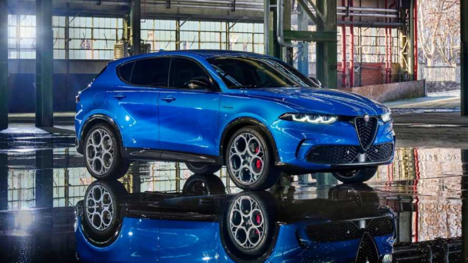 alfa romeo, autos, cars, hp, android, 2023 alfa romeo tonale revealed with 272 hp as brand's first phev