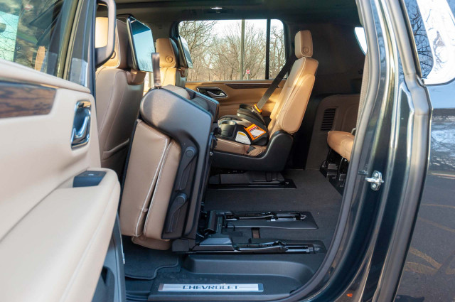 autos, cars, chevrolet, reviews, chevrolet news, chevrolet suburban news, news, suvs, review update: 2022 chevrolet suburban excels at family life