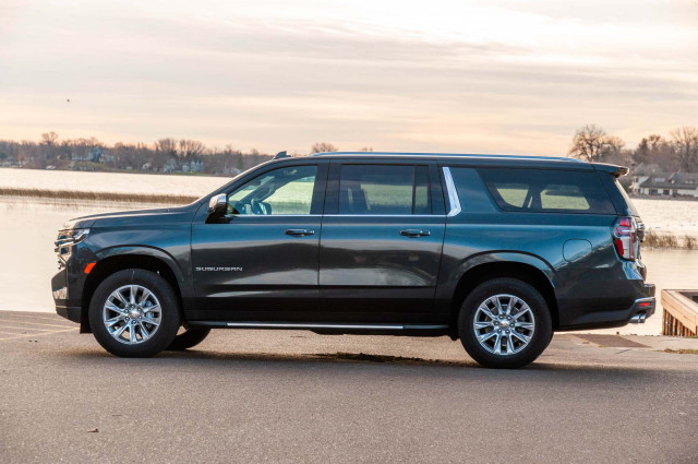autos, cars, chevrolet, reviews, chevrolet news, chevrolet suburban news, news, suvs, review update: 2022 chevrolet suburban excels at family life