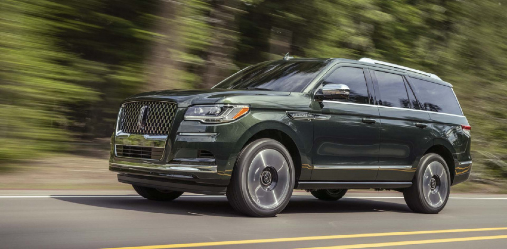 autos, cars, lincoln, electric cars, industry, lincoln aviator news, lincoln navigator news, lincoln news, luxury cars, lincoln reportedly plans up to five evs through 2026, including electric navigator