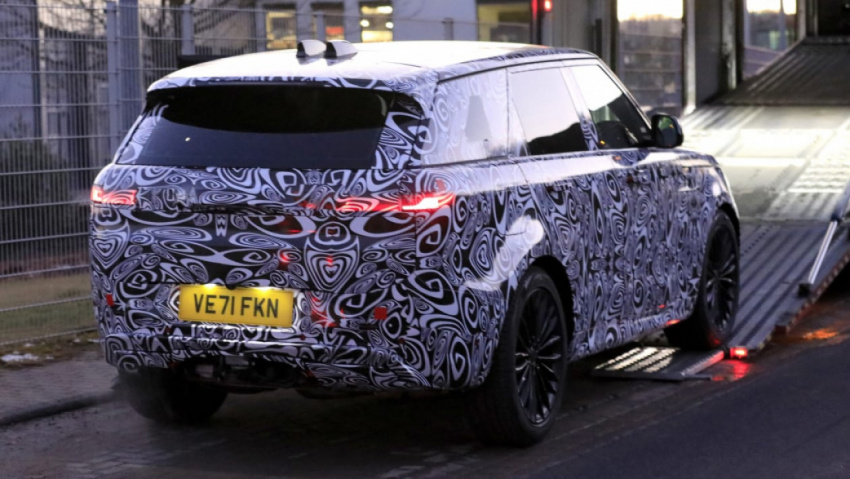 autos, cars, land rover, large suvs, range rover, suvs, new 2022 range rover sport snapped in lighter camouflage