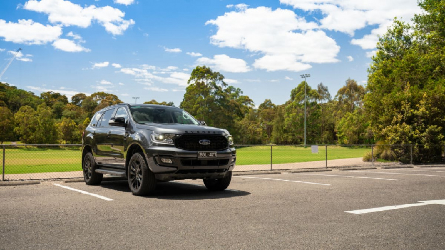 autos, cars, ford, reviews, ford everest, android, 2022 ford everest sport review