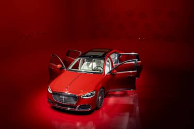article, autos, cars, maybach, mercedes-benz, mercedes, 2022 mercedes-maybach s-class; an über luxurious sedan that redefines luxury in the modern age