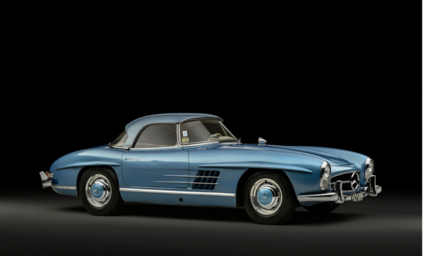 autos, cars, mercedes-benz, classic cars, convertibles, juan manuel fangio, mercedes, mercedes-benz 300sl, mercedes-benz news, mercedes-benz sl class news, sports cars, fangio's own mercedes-benz 300 sl roadster up for sale