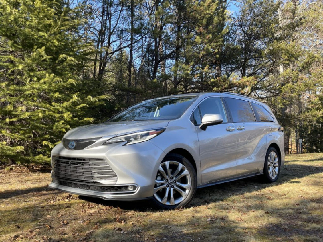 android, autos, cars, toyota, amazon, hybrid, sienna, toyota sienna, amazon, android, the 2022 toyota sienna is perfect for family road trips