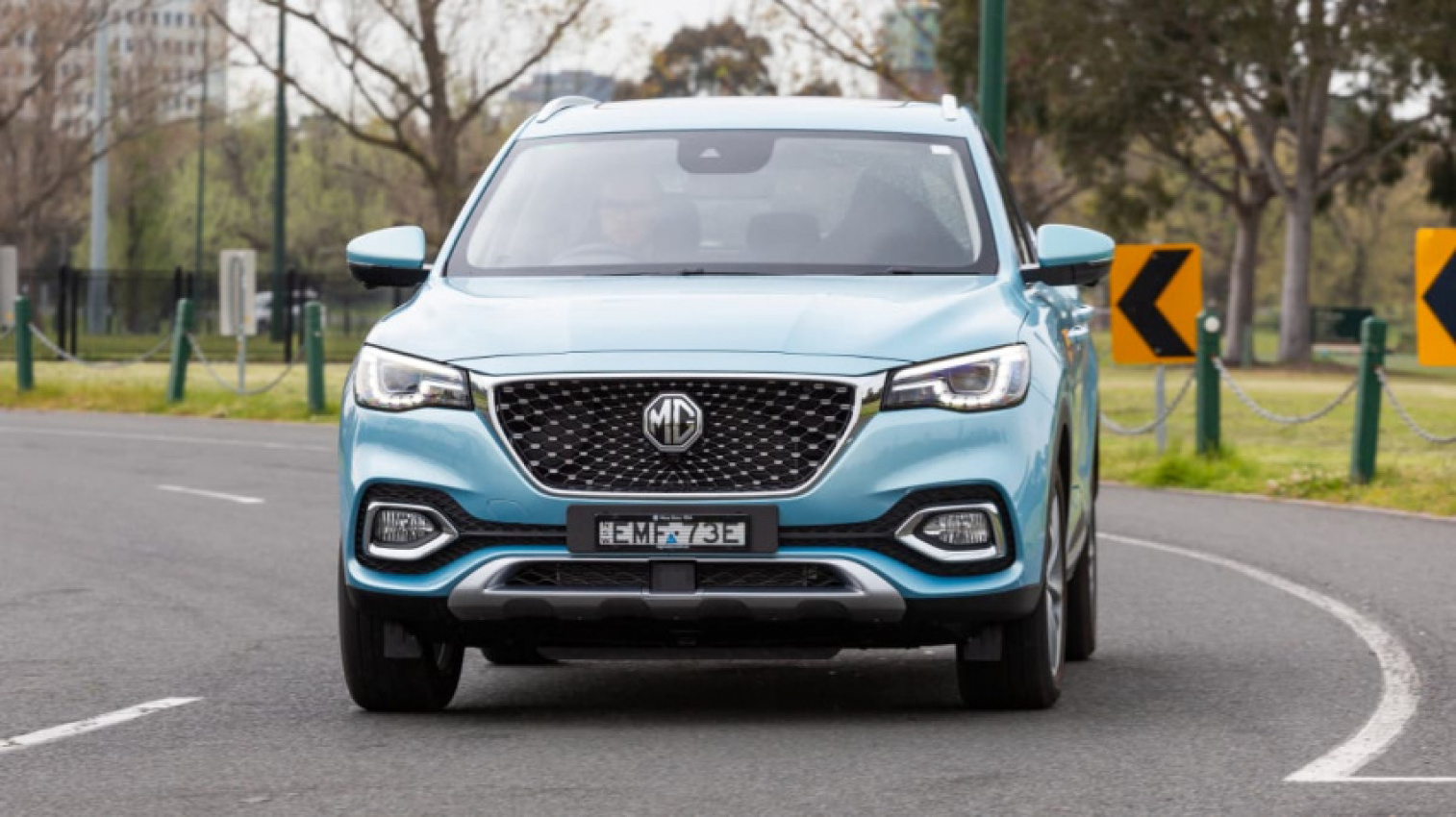autos, cars, mg, mg hs, android, cheaper 2022 mg hs plus ev excite delayed to march