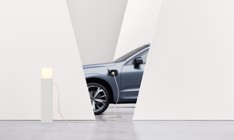 autos, cars, news, volvo, android, phev, plug-in hybrid, t8 recharge, volvo xc60, xc60 t8, android, volvo xc60 t8 recharge announced for south africa