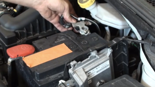 autos, cars, geo, how to, peugeot, how to, how to replace the car battery on a peugeot  boxer